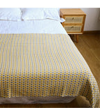 Textile Knitted Checkered Throw Blanket – Soft Acrylic with Tassels