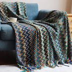 Boho Woven Throw Blanket – Zigzag Stripes with Tassels, Soft & Lightweight Decorative Blanket